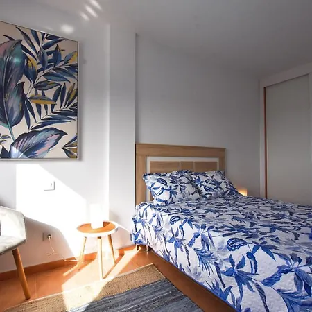 Book Jet - Sun & Pool