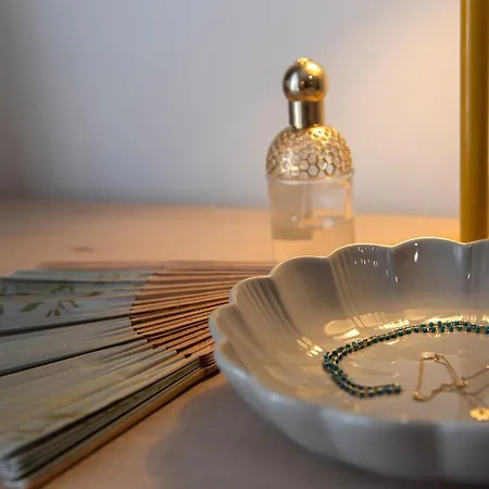 Book Jet - Sun & Pool *