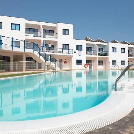 Book Jet - Sun & Pool كوستا كالما