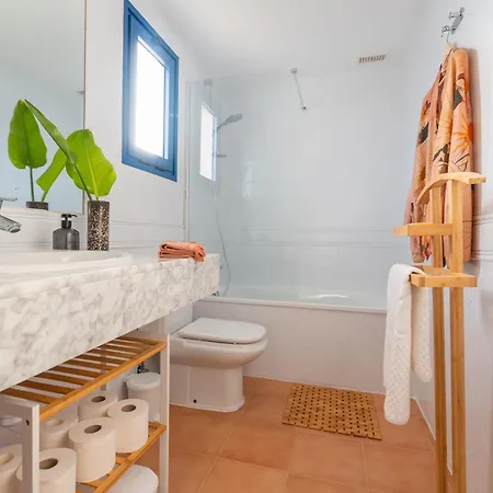 Book Jet - Sun & Pool *