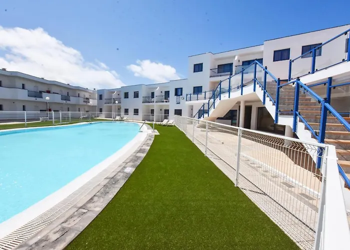 Book Jet - Sun & Pool *