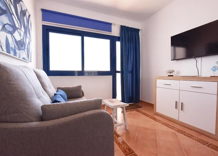 Book Jet - Sun & Pool