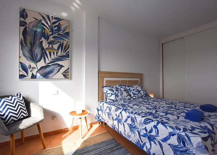 Book Jet - Sun & Pool