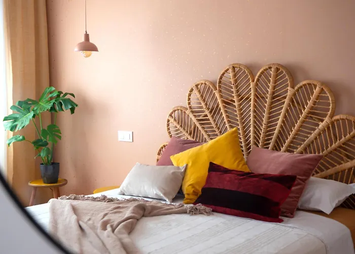 Book Jet - Sun & Pool *