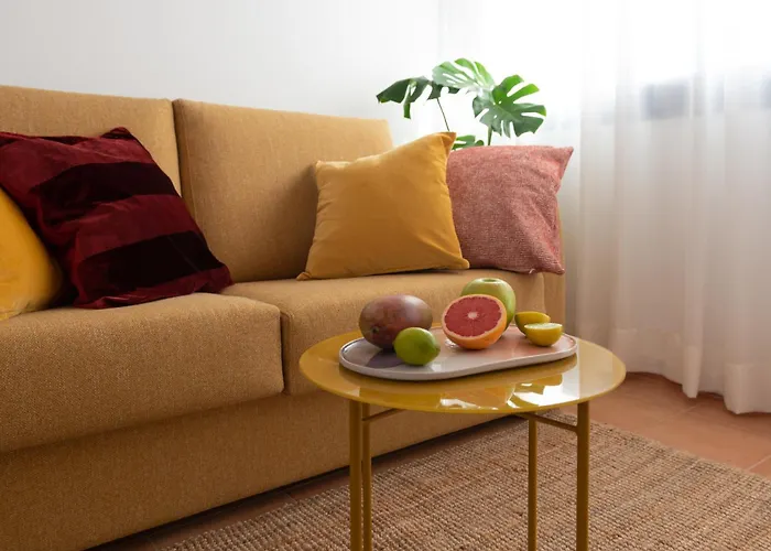 Book Jet - Sun & Pool