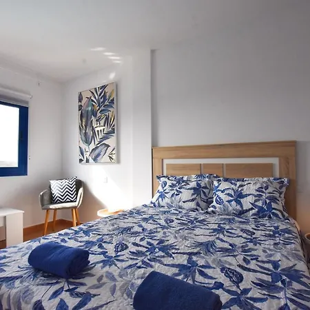 Book Jet - Sun & Pool *