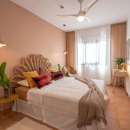 Book Jet - Sun & Pool Apartament