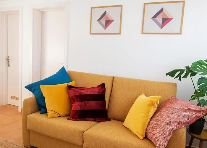 Book Jet - Sun & Pool